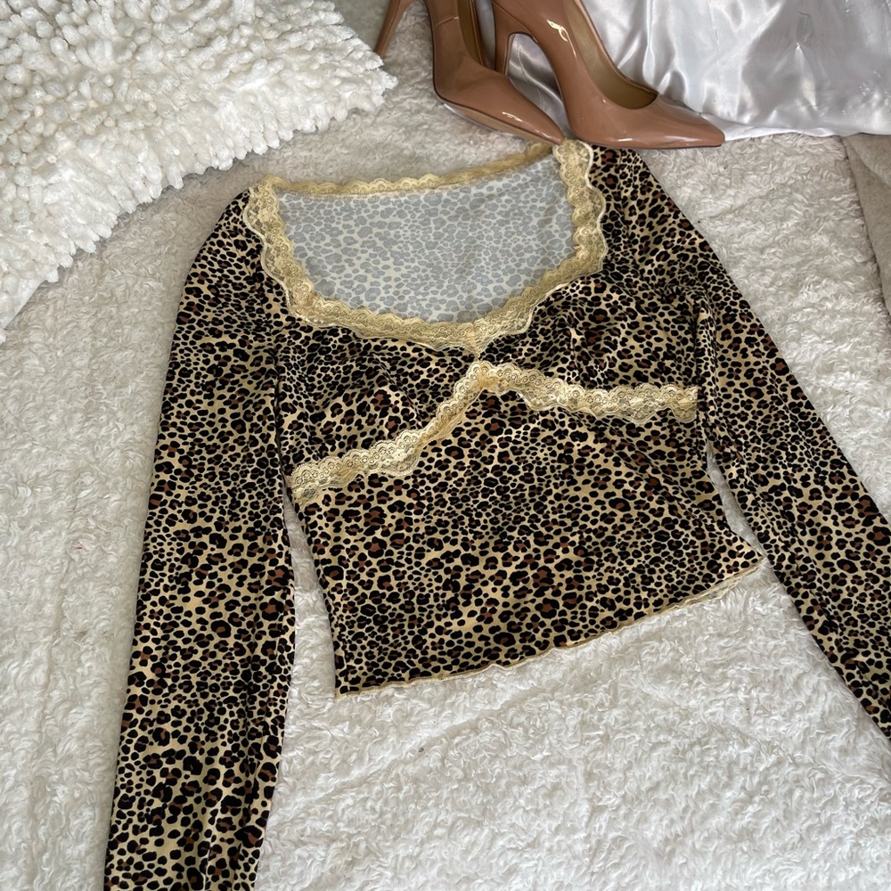 Leopard print SHEIN long sleeve top